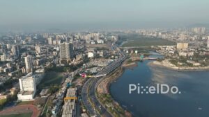 PD0014 - Aerial View of Bandra Reclamation Flyover and Mumbai's Urban Scape