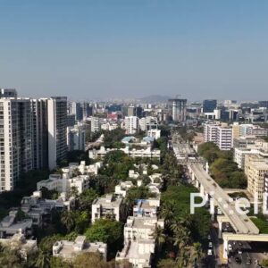 PD0027 - Low height shot of Kalanagar along bandra kurla complex road at bandra east