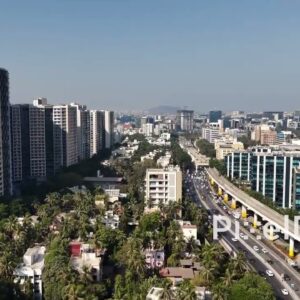 PD0026 - Low height shot of Kalanagar along bandra kurla complex road at bandra east