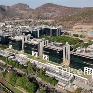 PD0546 - Modern Business Park Nestled at the Foot of Hills in Navi Mumbai