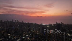 PD0535 - Stunning Twilight Sky Over the Illuminated Mumbai Metropolis