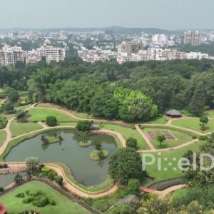 PD0604 - Serene Japanese-Style Garden in an Urban Setting