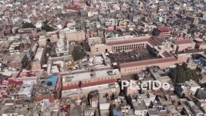 PD0660 - High-Angle Drone Orbit Revealing the Kashi Vishwanath Temple and Varanasi Cityscape