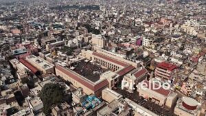 PD0659 - Aerial Orbit of Devotees at the Sacred Kashi Vishwanath Temple Complex