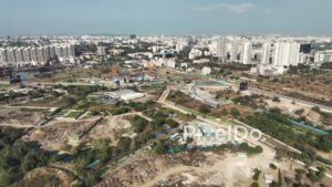 PD0653 - Sweeping Aerial Drone Shot of the Hinjewadi Cityscape in Pune