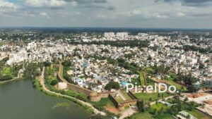 PD0158 - Aerial View of the Historic Devanahalli Fort near Bangalore