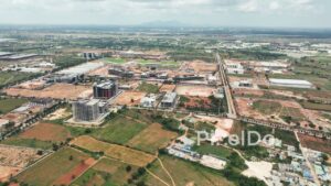 PD0135 - Aerial View of a Large-Scale Urban Development Project Under Construction in India