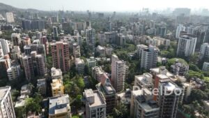 PD0203 - Aerial View of an Affluent Green Residential Neighborhood in Mumbai