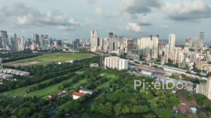 PD0260 - Aerial View of Mumbai's Urban Oasis: Willingdon Club and Mahalaxmi Racecourse