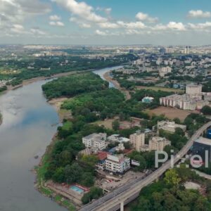 PD0468 - Aerial View of Pune's Urban Landscape and Mula Mutha River