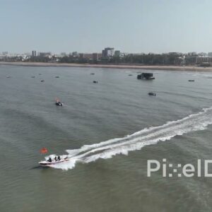 PD0497 - Speedboat Adventure: A Tourist Ride Along the Mumbai Coastline