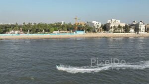 PD0493 - Water Sports Action: Jet Skiing Along a Crowded Mumbai Beach