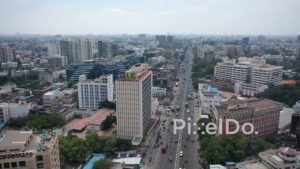 PD0852 - Aerial View of Chennai's LIC Building and Cityscape