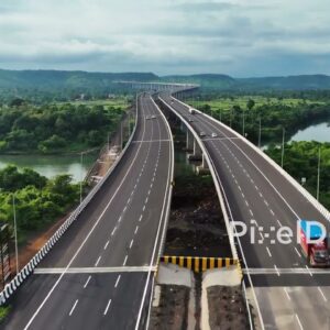 PD1193 - Dynamic Drone Flight Over Scenic Expressway in Mountain Valley